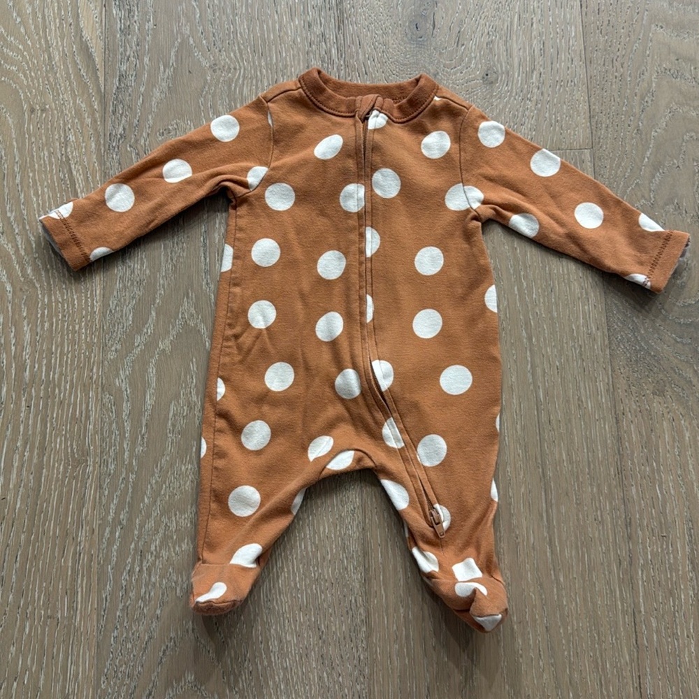 Newborn footed sleep n play